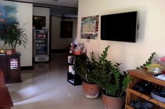 Hotel Golden Lotus Place