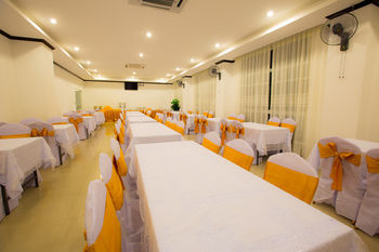 Douangchan Plaza Hotel