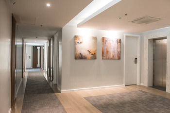 Aparthotel The Hub Hotel