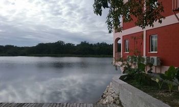 Hotel Lamanai Landings Resort And Marina