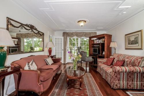 The Villa Bed And Breakfast