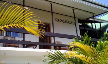 Hotel Chez Lorna