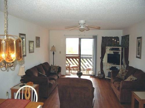 Heron Pointe F-09 Apartment