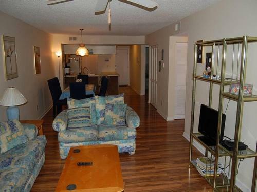 Heron Pointe D-05 Apartment