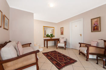 Hotel Millard Crescent Guest House