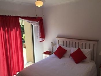 Bed & Breakfast Almost Home Guest House