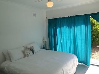 Bed & Breakfast Almost Home Guest House
