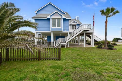 Summer Breeze Holiday Home