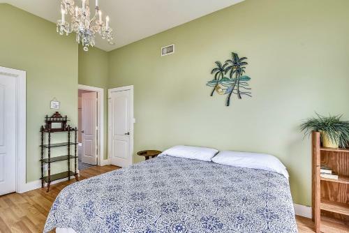 Summer Breeze Holiday Home