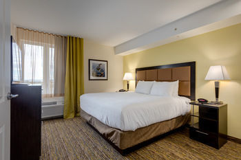 Hotel Candlewood Suites Calgary Airport North