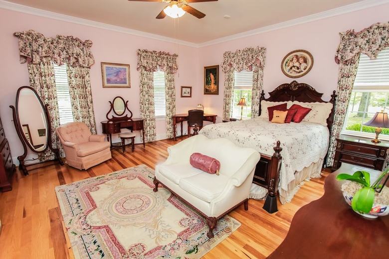 Bed & Breakfast The Virginia Cliffe Inn