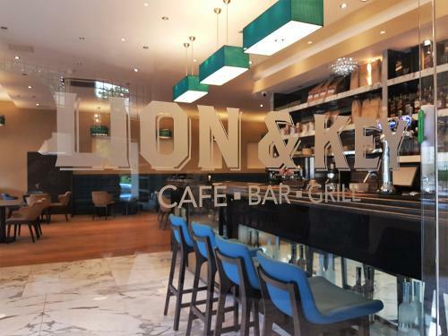 Lion & Key Hotel