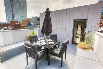 Hotel Rez Apartments