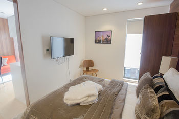 Hotel Rez Apartments