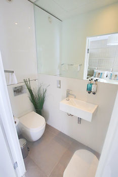Hotel Rez Apartments