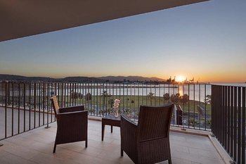 Hotel Hilton Garden Inn Izmir Bayrakli