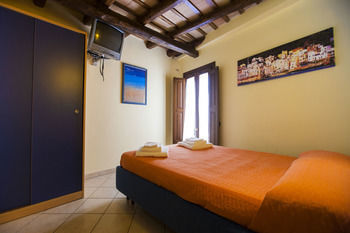 Bed & Breakfast Residence Cortile Merc�