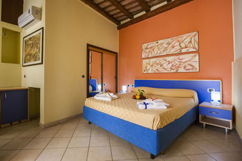 Bed & Breakfast Residence Cortile Merc�