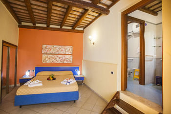 Bed & Breakfast Residence Cortile Merc�