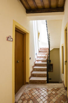 Bed & Breakfast Residence Cortile Merc�