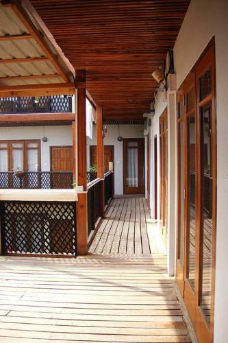 Posada Three Seasons Inn & Spa