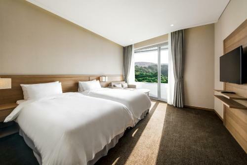 Hidden Cliff Hotel And Nature