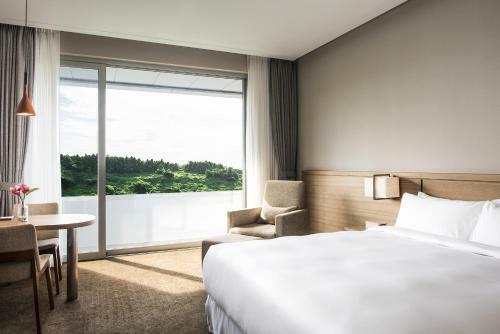 Hidden Cliff Hotel And Nature
