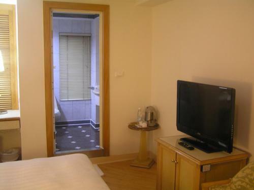 Gaudi Hotel