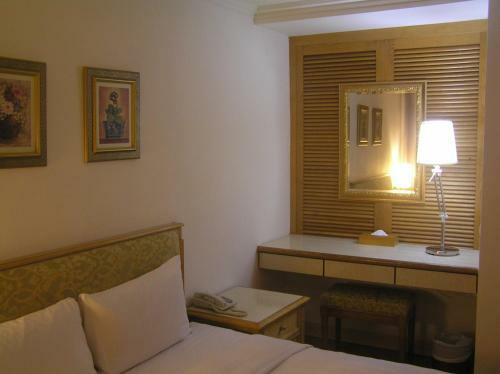 Gaudi Hotel