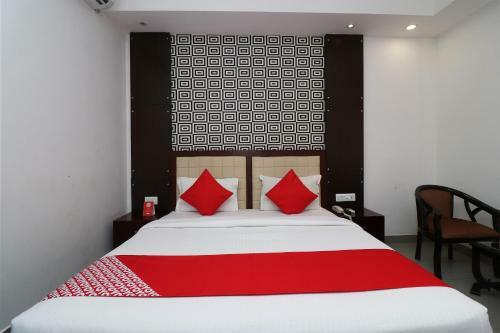 Adhunik Hotel Neemrana