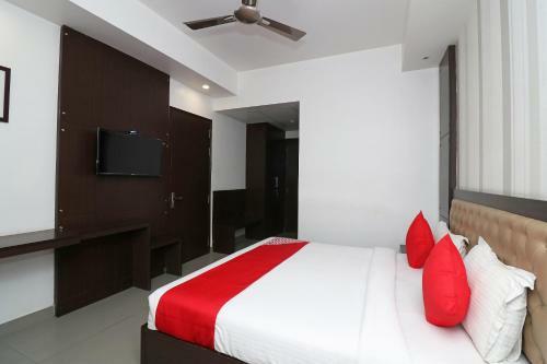 Adhunik Hotel Neemrana