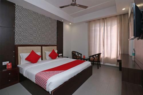Adhunik Hotel Neemrana