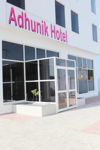 Adhunik Hotel Neemrana