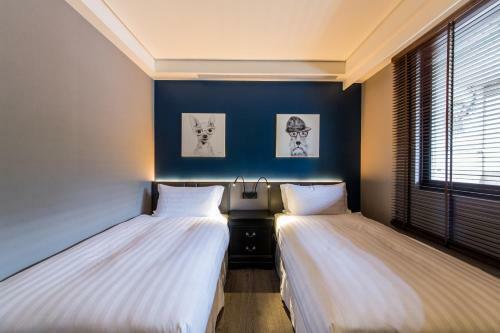 Hostal J Palace Residence