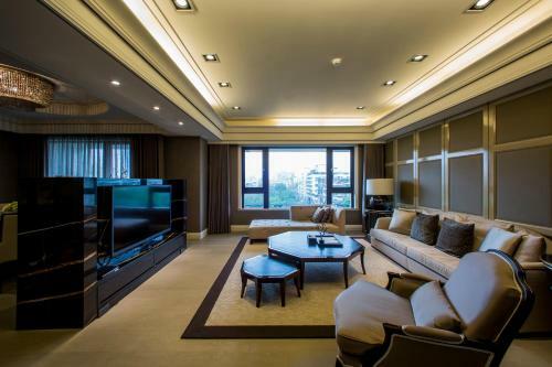 Hostal J Palace Residence