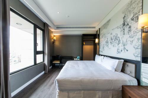 Hostal J Palace Residence