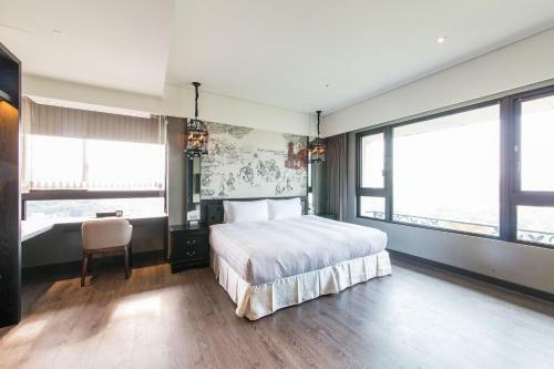 Hostal J Palace Residence