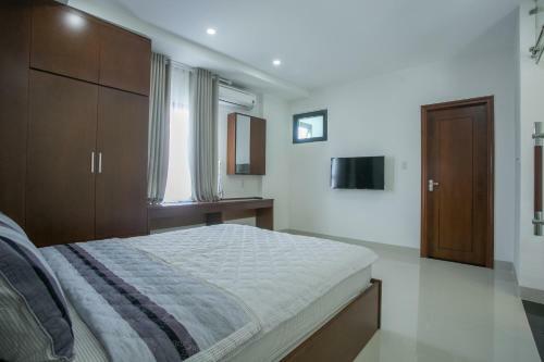 R & R Apartments