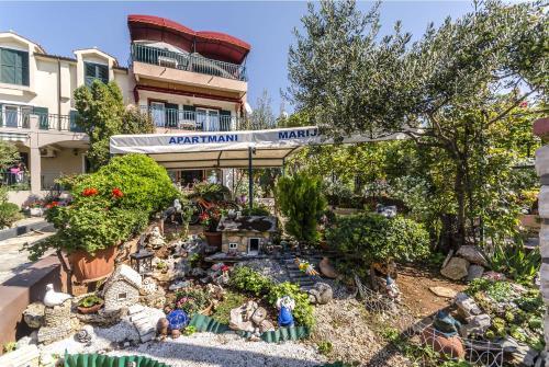 Apartments Kres�imir