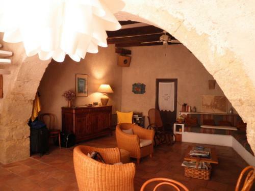 Maison De L'�tang De Thau