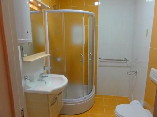 Vu-dent Apartments