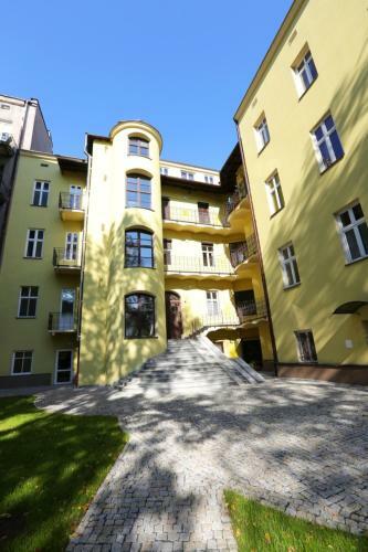 Ar Apartments