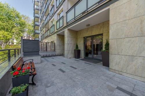 P&o Mdm Apartments