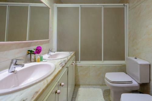 Villa Casa Benirr�s
