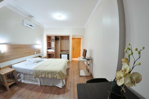 Turis Hotel