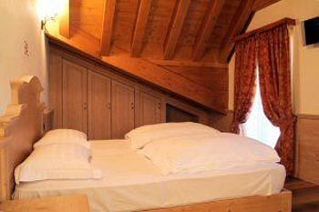 Hotel Arisch