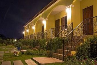 Hotel Sierra View Resort