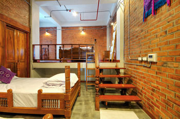 Saengpanya Home Boutique Hotel
