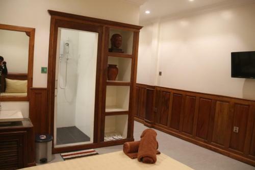 Niron Studios Apartment