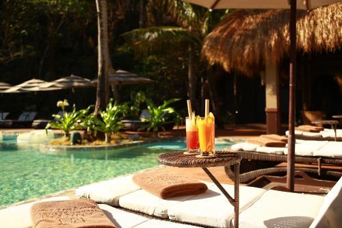 Hotel Cauayan Island Resort